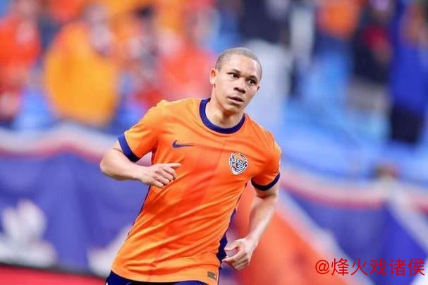 内马尔队友青岛姆巴佩，与王钰栋角逐中超5月最佳球员！