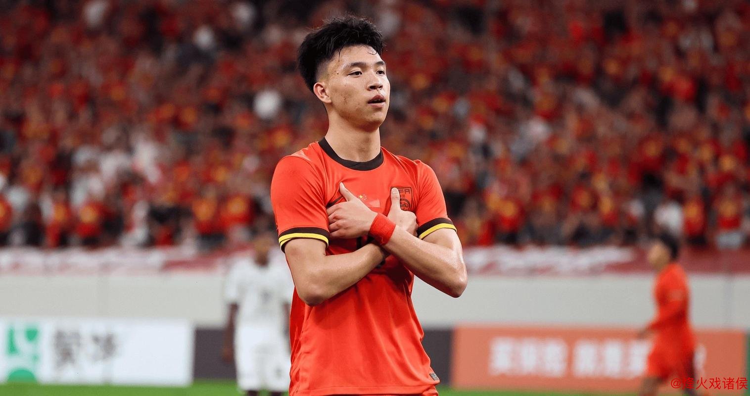 内马尔队友青岛姆巴佩，与王钰栋角逐中超5月最佳球员！