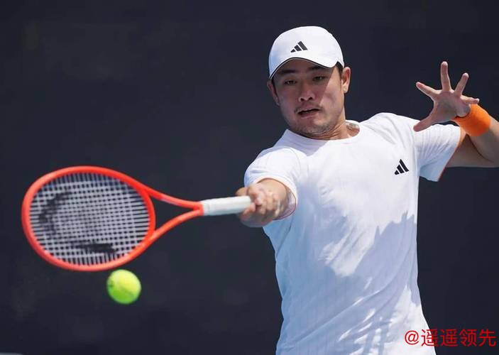 澳网资格赛开赛，袁悦吴易昺通过首轮关